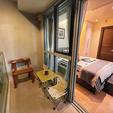 Eg Private House -Bgc Uptown Aparthotel Taguig Exteriör bild