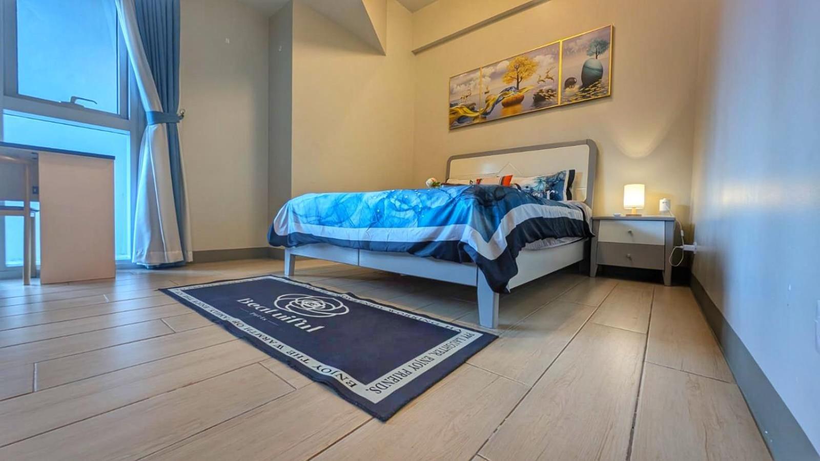 Eg Private House -Bgc Uptown Aparthotel Taguig Exteriör bild