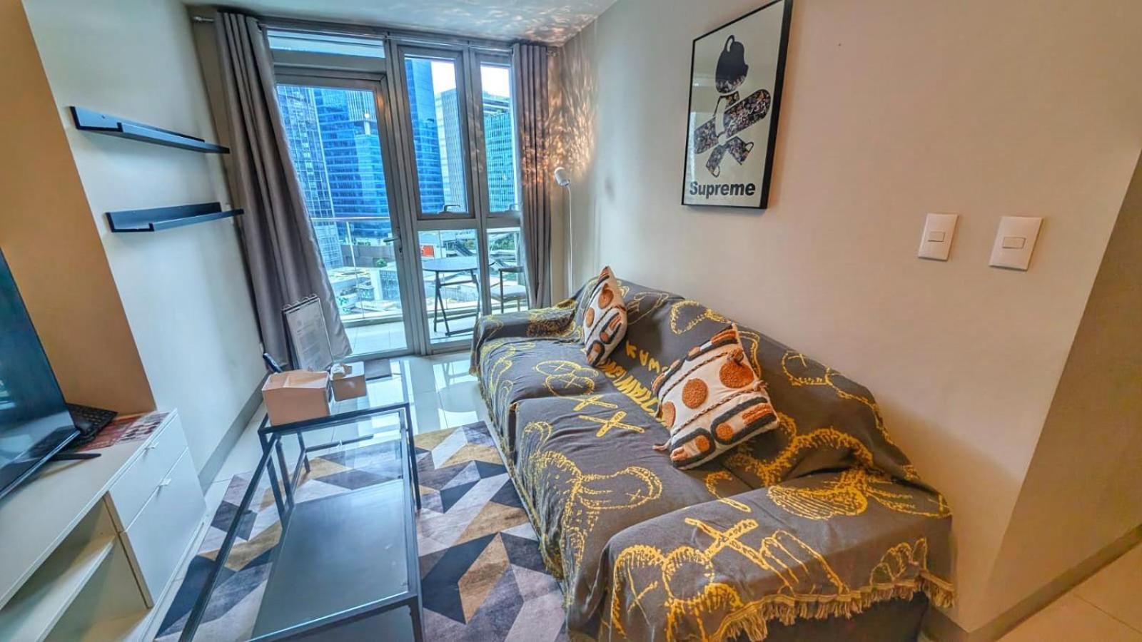 Eg Private House -Bgc Uptown Aparthotel Taguig Exteriör bild