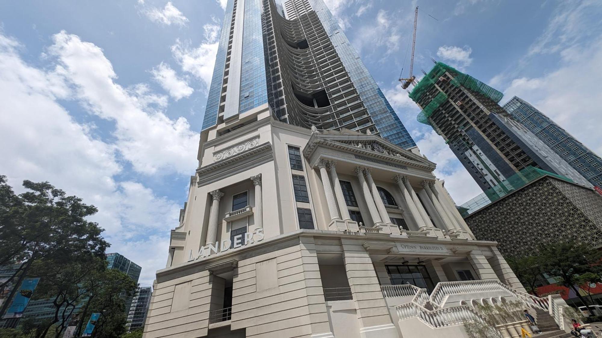 Eg Private House -Bgc Uptown Aparthotel Taguig Exteriör bild