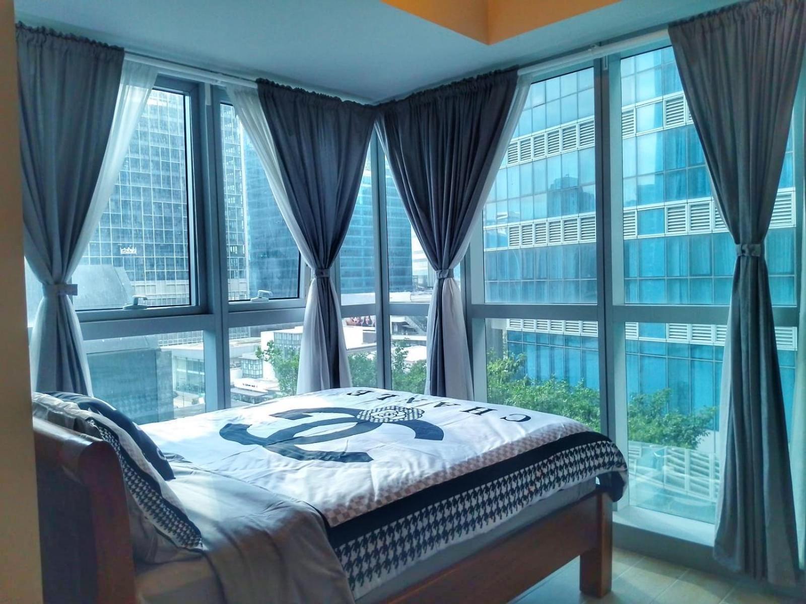Eg Private House -Bgc Uptown Aparthotel Taguig Exteriör bild
