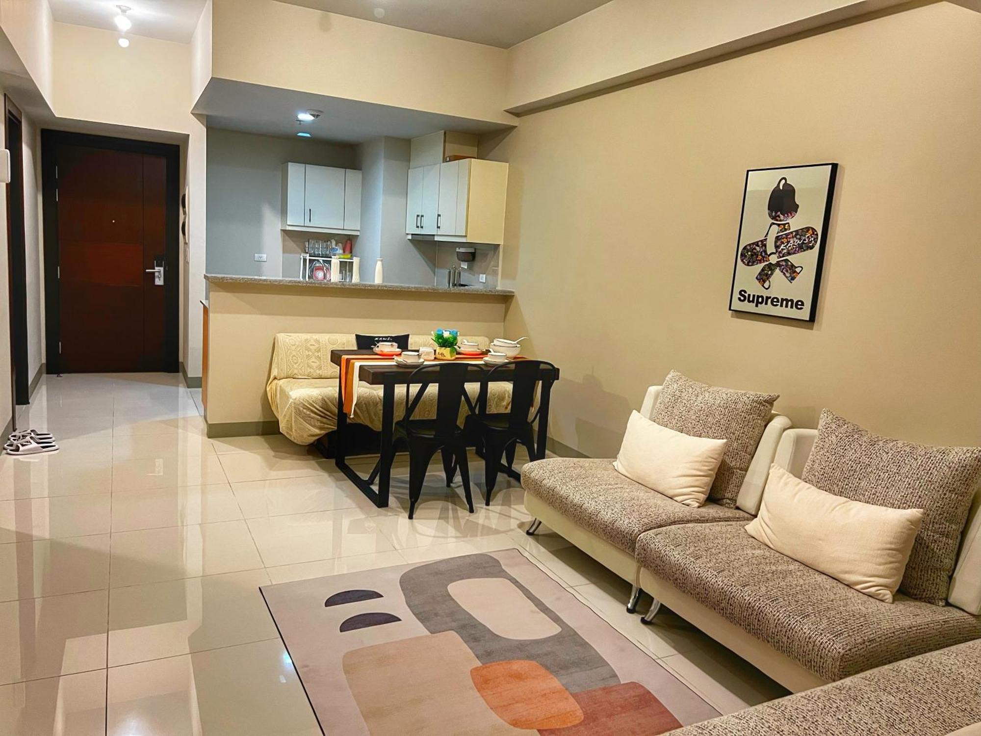 Eg Private House -Bgc Uptown Aparthotel Taguig Exteriör bild